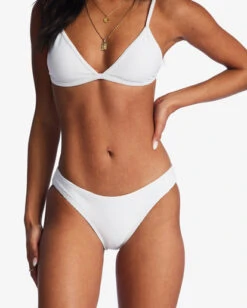 Billabong Tanlines Ceci Triangle Bikini Topwhite 11 Billabong Tanlines Ceci Triangle Bikini Topwhite -BILLABONG Sales abjx300291 billabongw wht dtl1