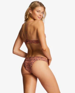 Billabong A/Div Skimpy Bikini Bottomskiss The Earth