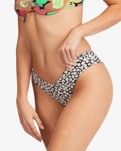 Billabong Pretty Daze Fiji Reversible Bikini Bottomsmulti 13 Billabong Pretty Daze Fiji Reversible Bikini Bottomsmulti -BILLABONG Sales abjx400618 billabongw mul dtl1