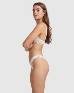 Billabong Haveli Bay Olivia Underwire Bikini Tophemp 11 Billabong Haveli Bay Olivia Underwire Bikini Tophemp -BILLABONG Sales ubjx300222 billabongw tjq0 sd1