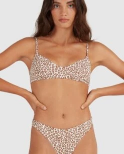 Billabong Baby Cat Hike Skimpy Bikini Bottomssalt Crystal 13 Billabong Baby Cat Hike Skimpy Bikini Bottomssalt Crystal -BILLABONG Sales ubjx400173 billabongw scs dtl1